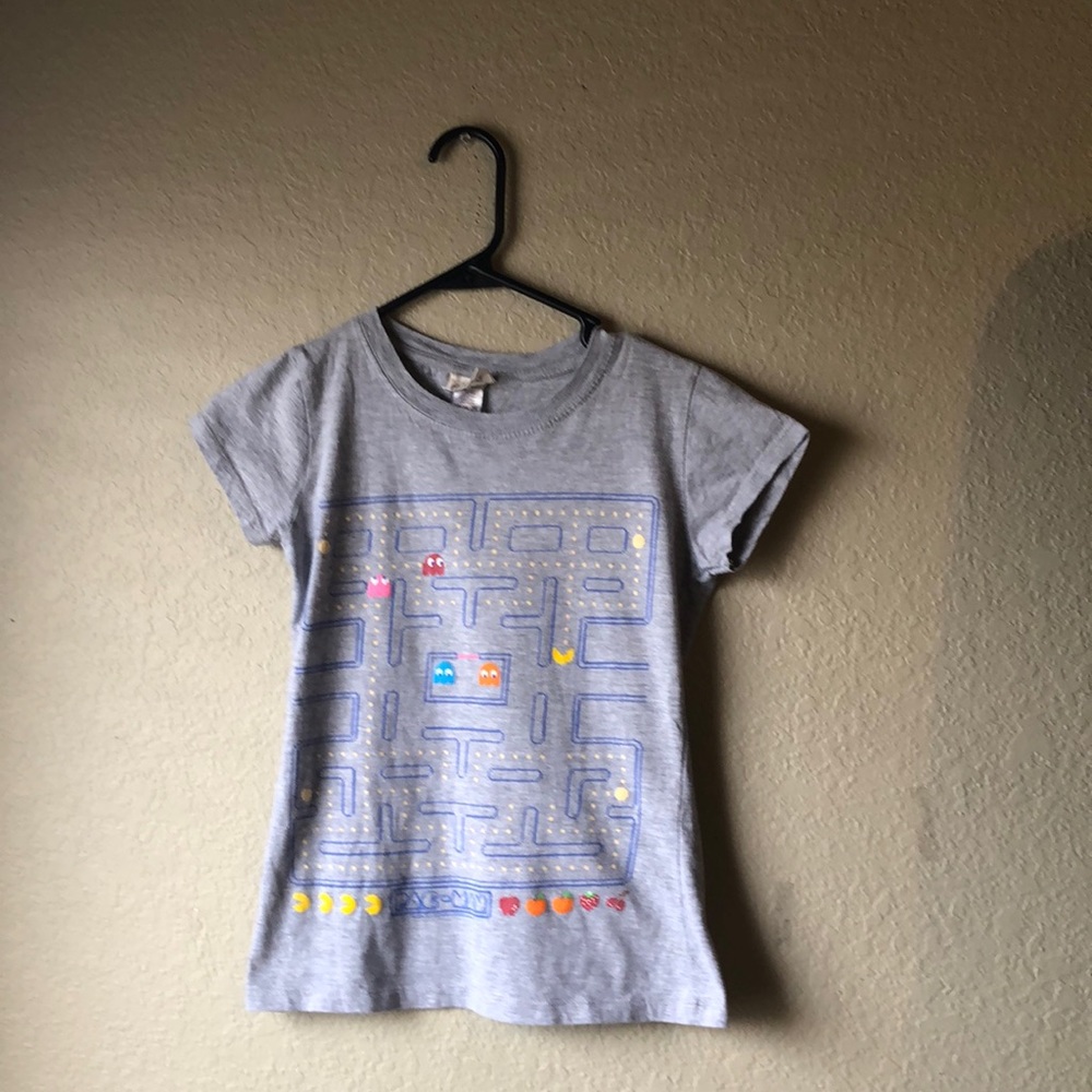 Changes Light Gray Short Sleeve Pac Man Game Graphic T-shirt Juniors Sz Small